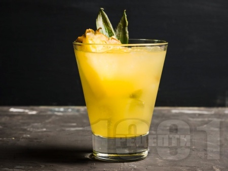  Stiletto  Disaronno Amaretto    -   